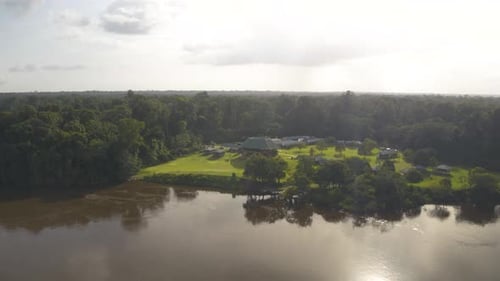 Blick auf die Öko-Lodge