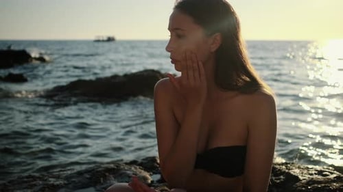 Facial Sunscreen to Protect Skin