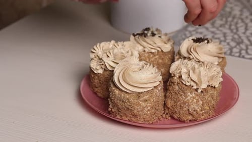 Decorating Small Cakes with Chocolate Sprinkles