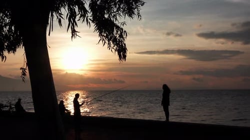 Girls Sea Sunset Photographers