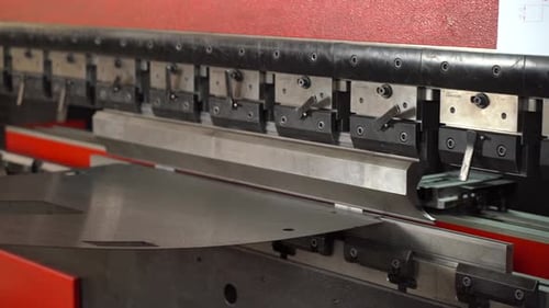 Metallzwirnmaschine in der Industrie, Fabrik.