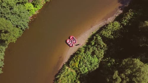 Canotaje en el río