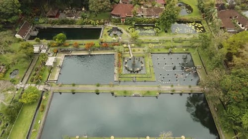 Tirta Gangga à Bali. Temple hindou