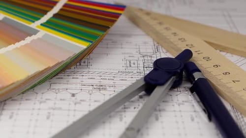 Le dessin d'un nouveau bâtiment pour les résidents de la ville a été rédigé par un ingénieur. Gros plan