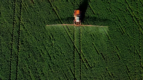 Pulverizer in soy Field