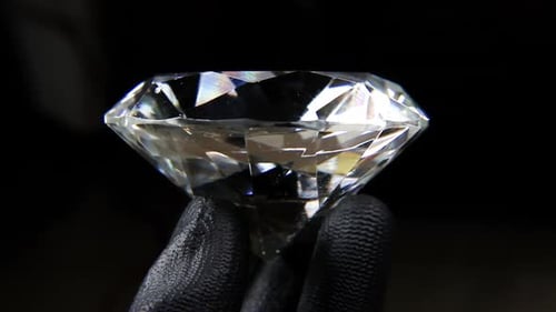 Weißes Diamantschliff-Glas