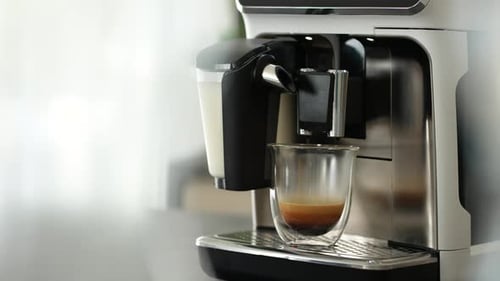Ein Glas Cappucino