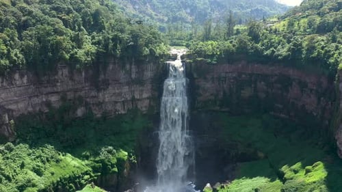 Cascade à Bogota