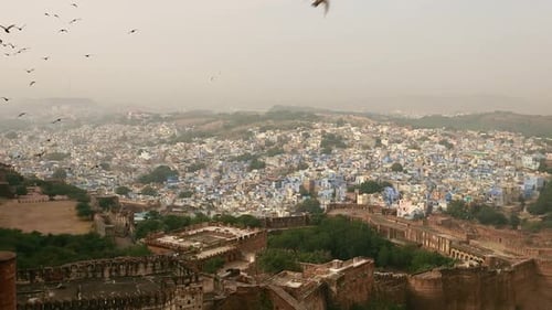 Jodhpur, également, Blue City est la deuxième plus grande ville de l'État indien du Rajasthan.