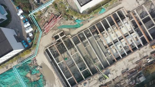 Sitio de construcción en la ciudad