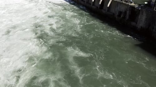 Dammwasser Nahaufnahme Luftaufnahme