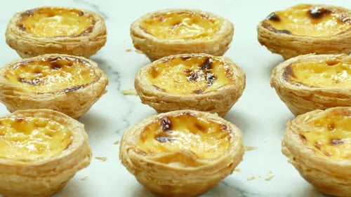 Süßes Dessert mit Eierkuchen