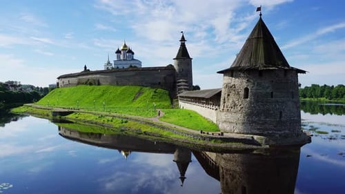 Pskov Kremlin and Trinity Cathedral Timelapse