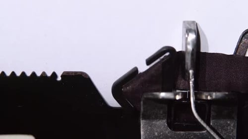 Impossible est le mot sur une machine à écrire. Gros plan