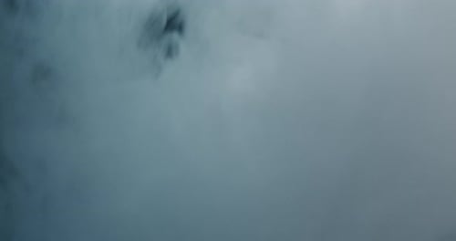 Transición Cinemática del humo en cámara lenta