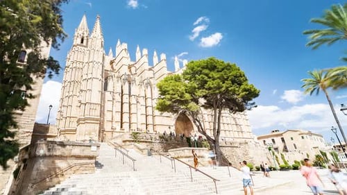 Palma De Mallorca Timelapse//Escalera exterior de la Catedral Basílica