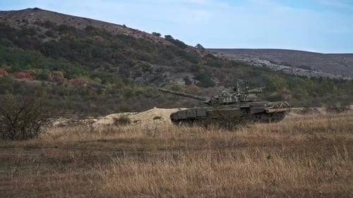 Panzer in den Bergen Syriens