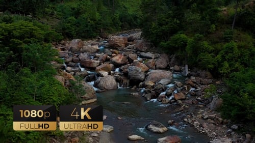 AH - Der Fluss und der Fels 01