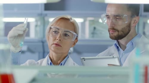 Verwendung von Geräten für die Laborforschung