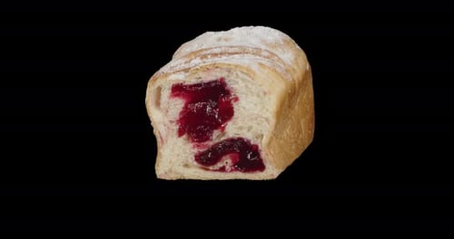 Pain avec confiture de cerises à l'intérieur. Canal Alpha
