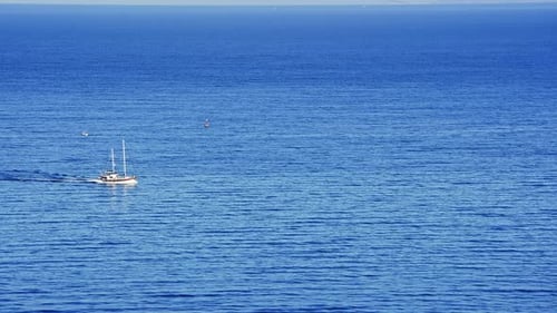 Yacht (4K)