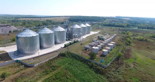 Silos aus Stahlkorn
