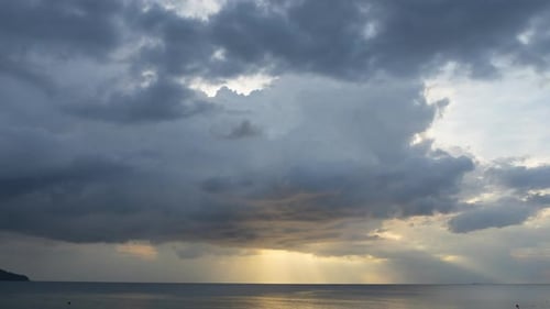 Himmelslandschaft am Nachmittag auf Phuket