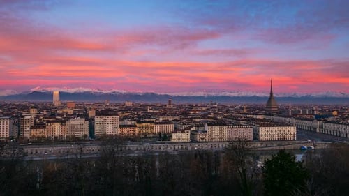 Time lapse: sunrise at Torino Italia (Turin, Italy).