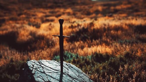 Célèbre épée Excalibur du roi Arthur in the Rock