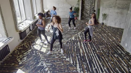Group Dance Fitness Class in Urban Studio