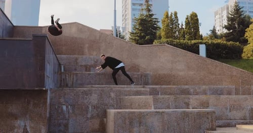 Preparation for Jumping on the Steps of the Building, Extreme Sports in the City