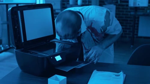 Espeluznante monstruo devorador de cerebros dañino dispositivo Electrónico de fotocopia por la noche