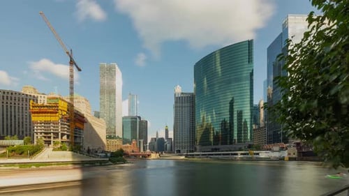 Time Lapse of downtown Chicago and the Chicago river