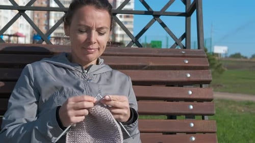Knit on the open air