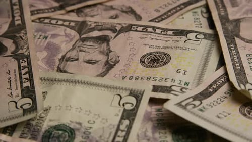 Rotierende Aufnahme der amerikanischen Währung