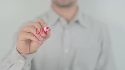 Écriture imparable à l'écran avec la main