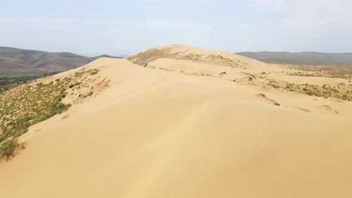 Sarykum est la plus grande dune de sable d'Europe