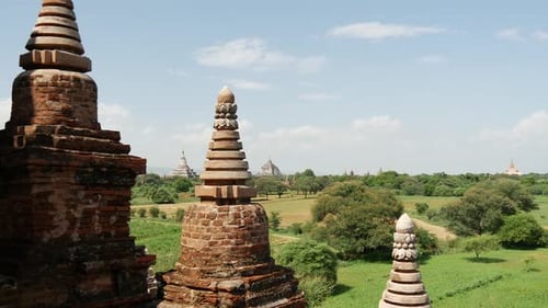 Plan depuis une pagode à Bagan, au Myanmar
