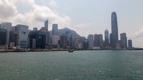 Hongkong Victoria Harbour Skyline Stadtpanorama Zeitraffer Pan Up
