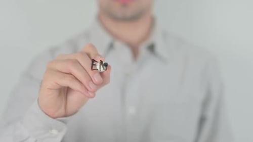 Writing 'Enjoy Your Meal' Message on Glass