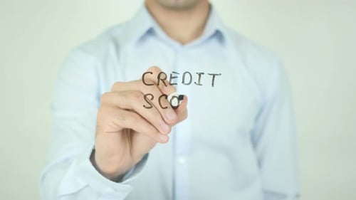 Puntaje de crédito, escritura en pantalla