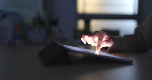 Verwenden des digitalen Tablet-Computers zu Hause