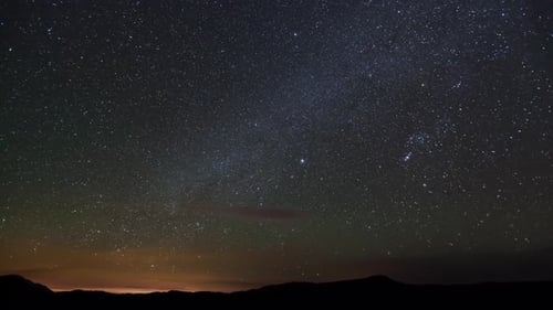 Time-Lapse of Stars and Clouds at Night