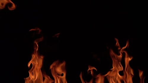 Feuer auf schwarzem Hintergrund