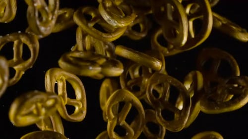 Pretzels With Salt To Beer