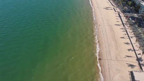 Aerial Drone Shot View the Ocean of the Ocean Waves, Beautiful Waves Do Not End Frames One By One