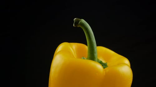 Close Up of a Yellow Bell Pepper Rotating