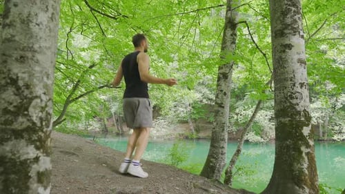 Hacer ejercicio al aire libre.