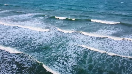 Ondas oceánicas tormentosas 4k