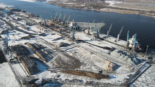 Winter port